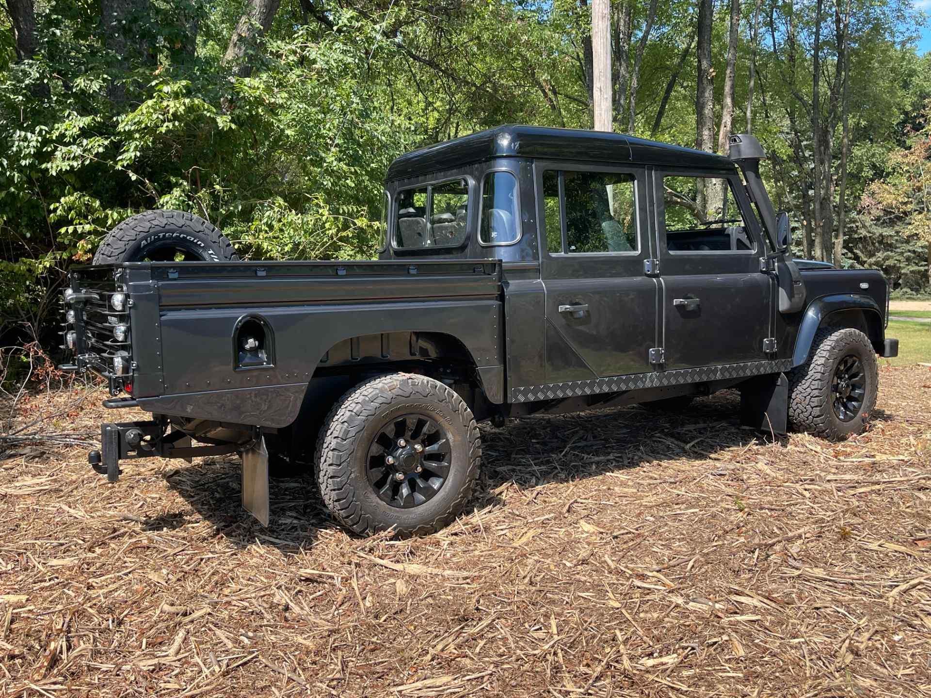 Sale Pending: 2000 Land Rover Defender 130