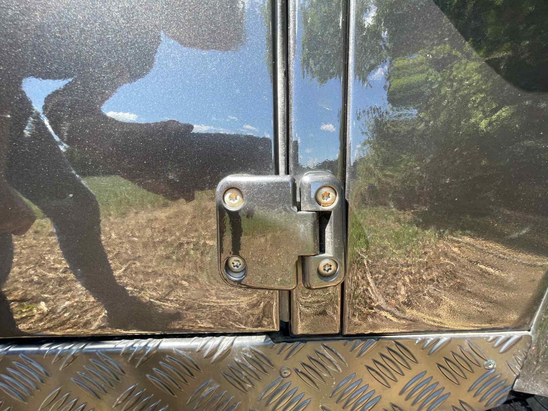 Sale Pending: 2000 Land Rover Defender 130
