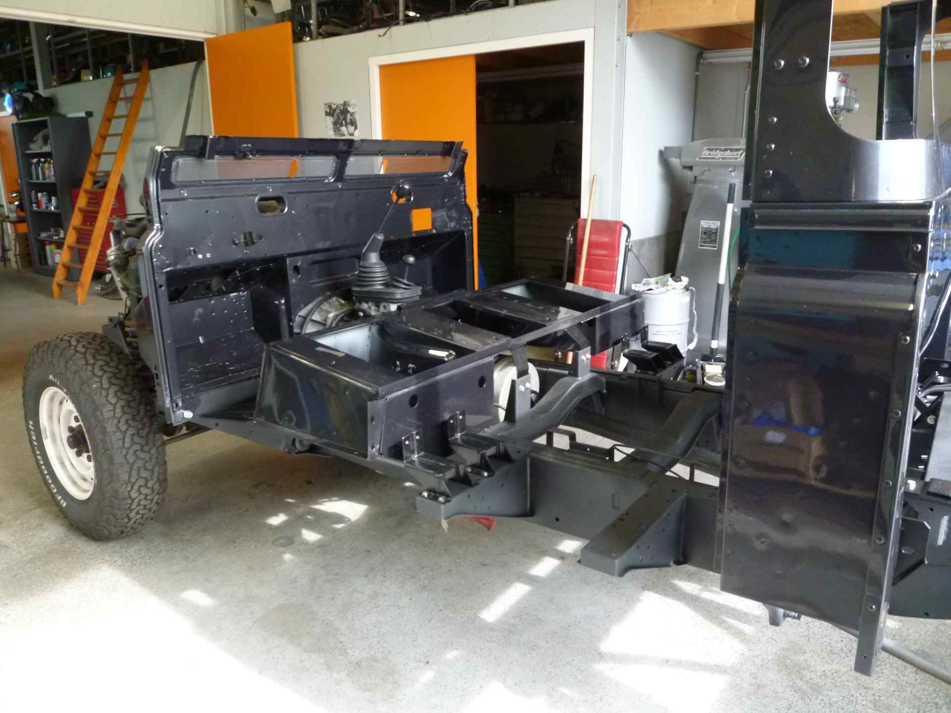 2000 Land Rover Defender 130