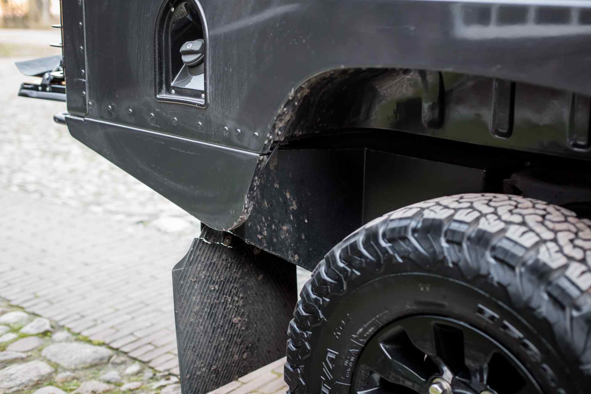 2000 Land Rover Defender 130