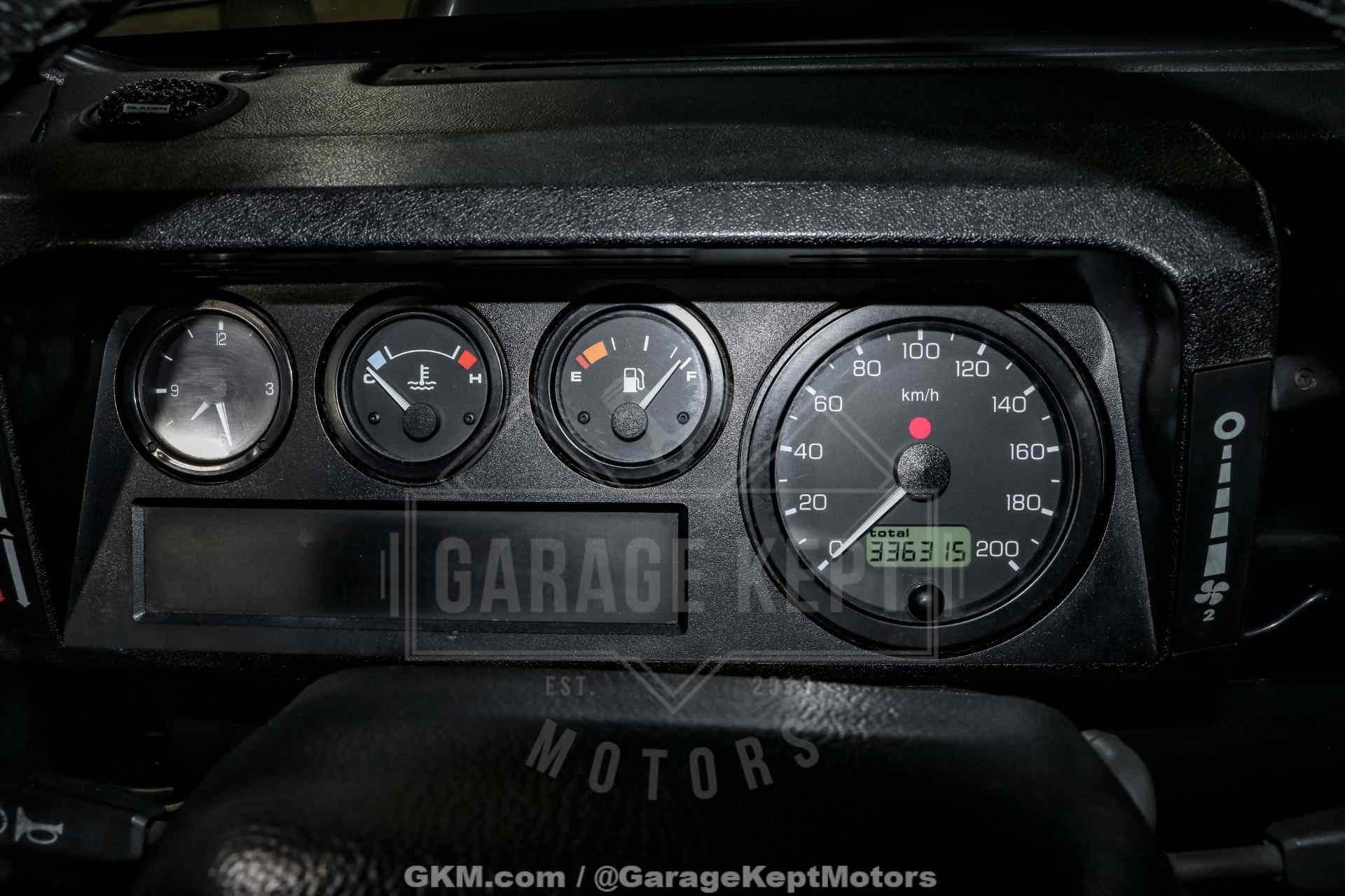 2000 Land Rover Defender 130