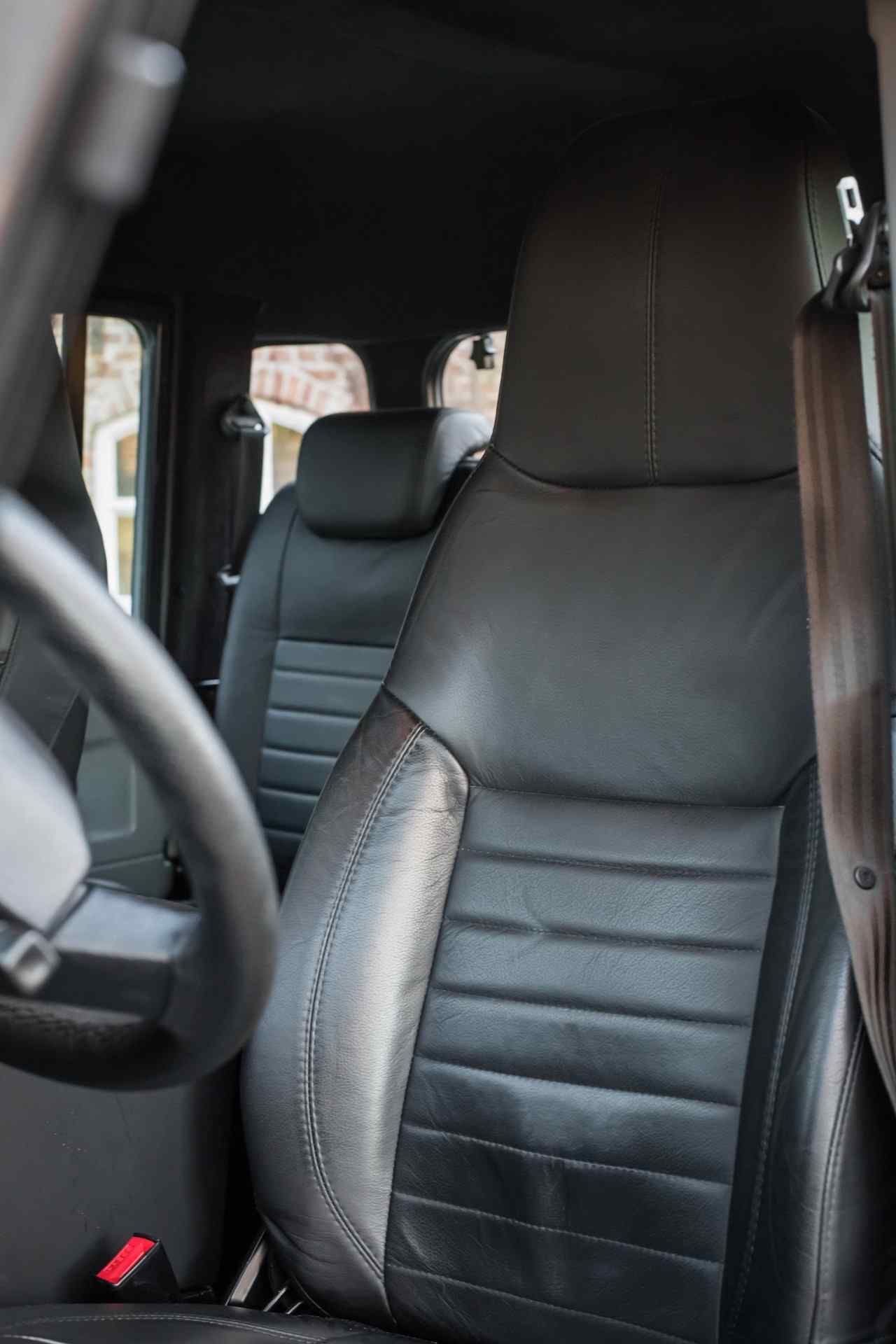 2000 Land Rover Defender 130