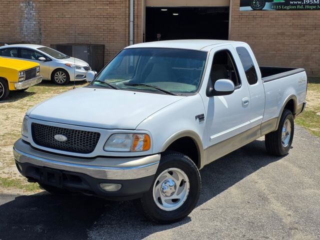 2000 Ford F-150 XLT - 4