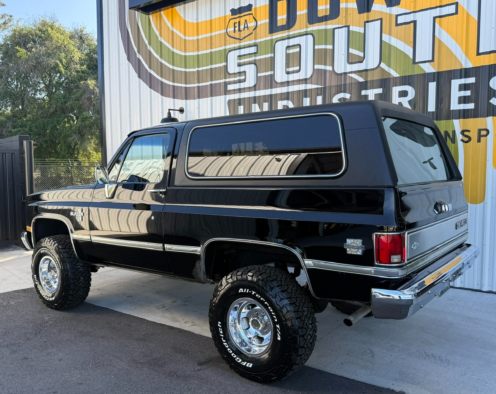 1983 Chevrolet K5 Blazer - 3