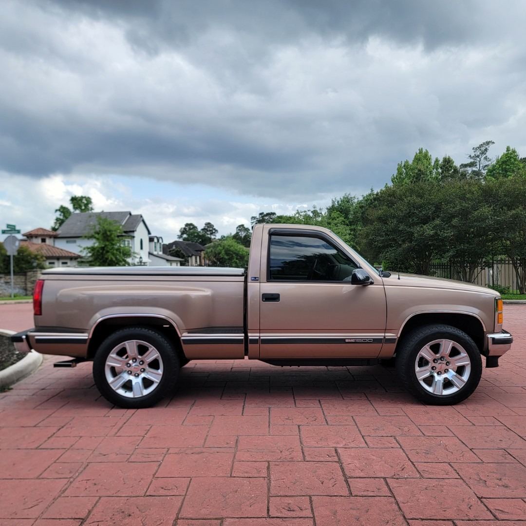 1996 GMC K1500 Sierra SLE - 2