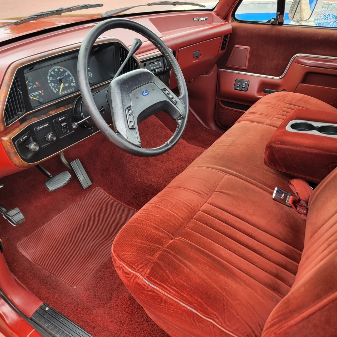 1987 Ford F-150 XLT Lariat