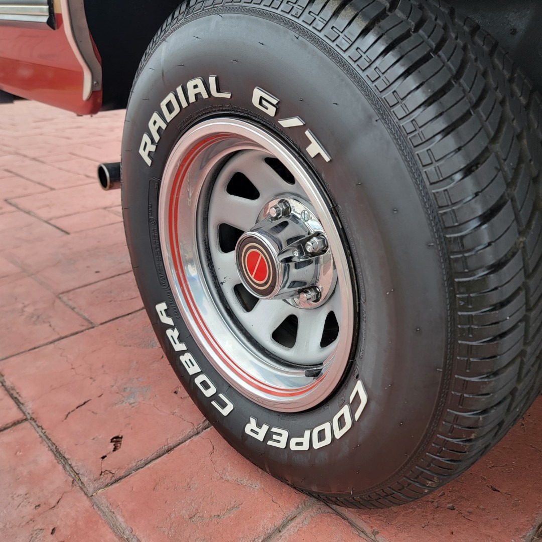 1987 Ford F-150 XLT Lariat