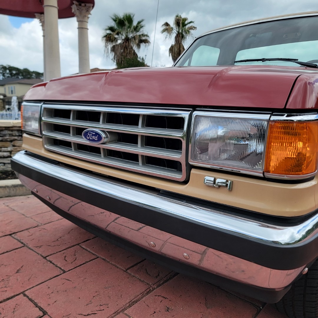1987 Ford F-150 XLT Lariat