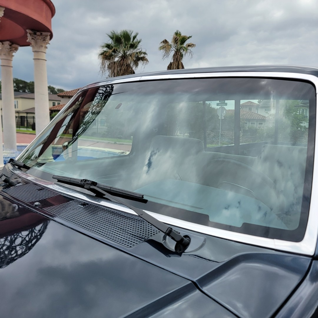 1989 Ford F-250 XLT Lariat