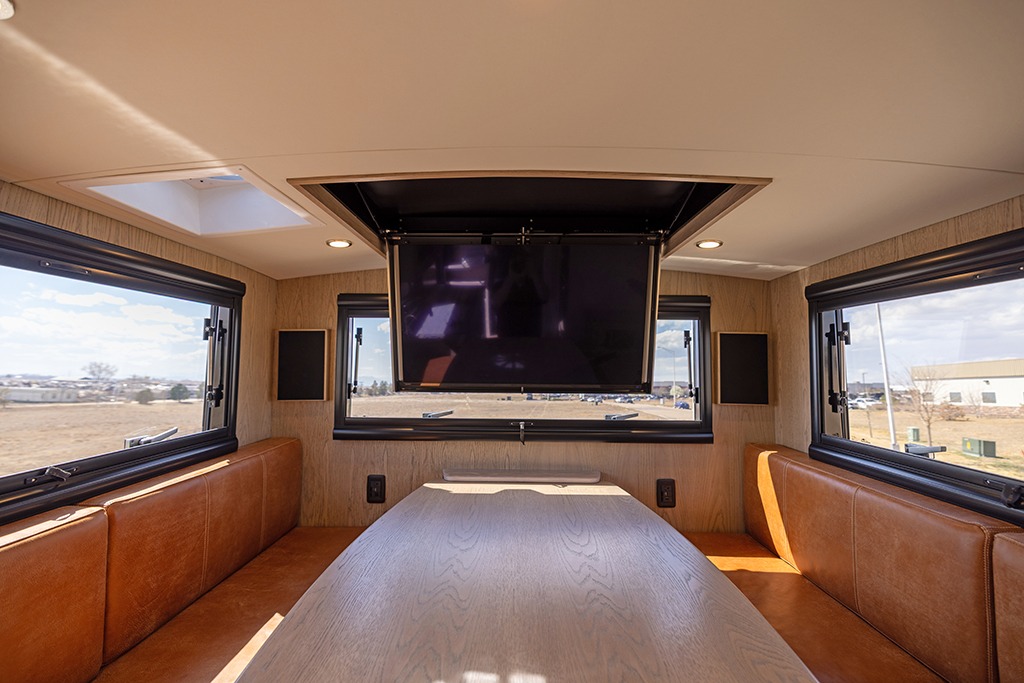 2023 EarthRoamer XV-SX-008