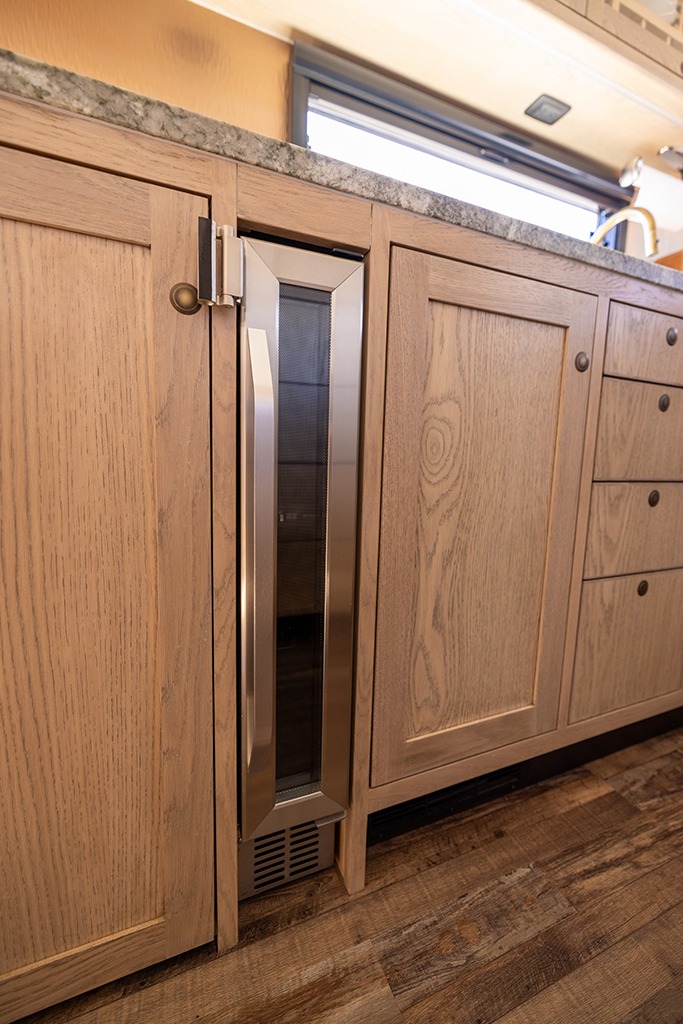 2023 EarthRoamer XV-SX-008