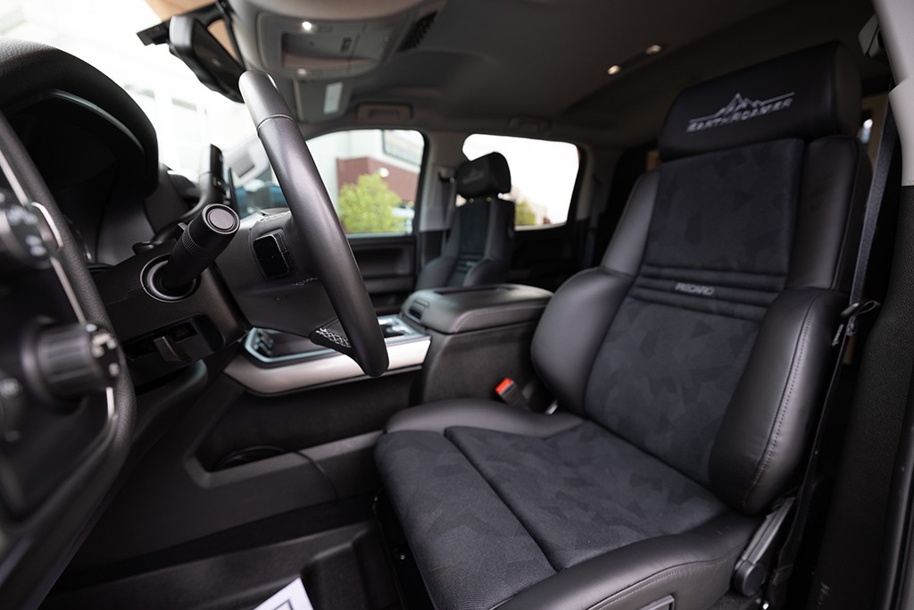 2023 EarthRoamer XV-SX-008