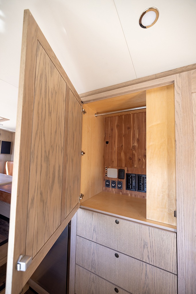 2023 EarthRoamer XV-SX-008