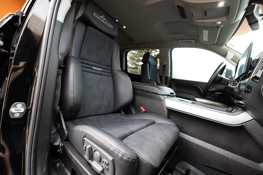 2023 EarthRoamer XV-SX-008