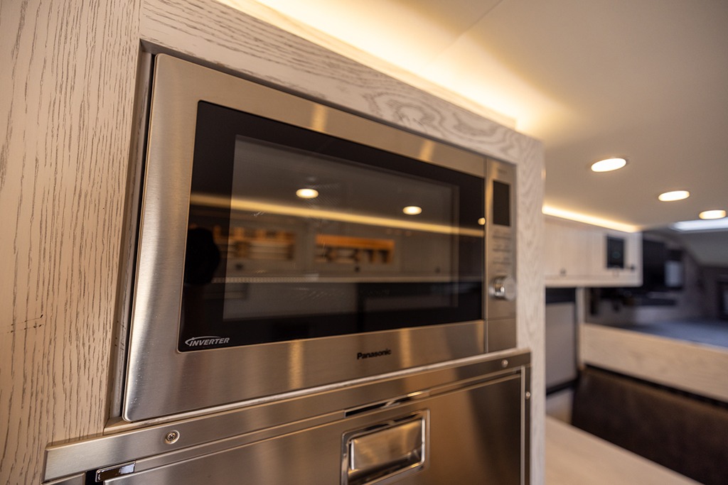 2024 EarthRoamer XV-LTi 126