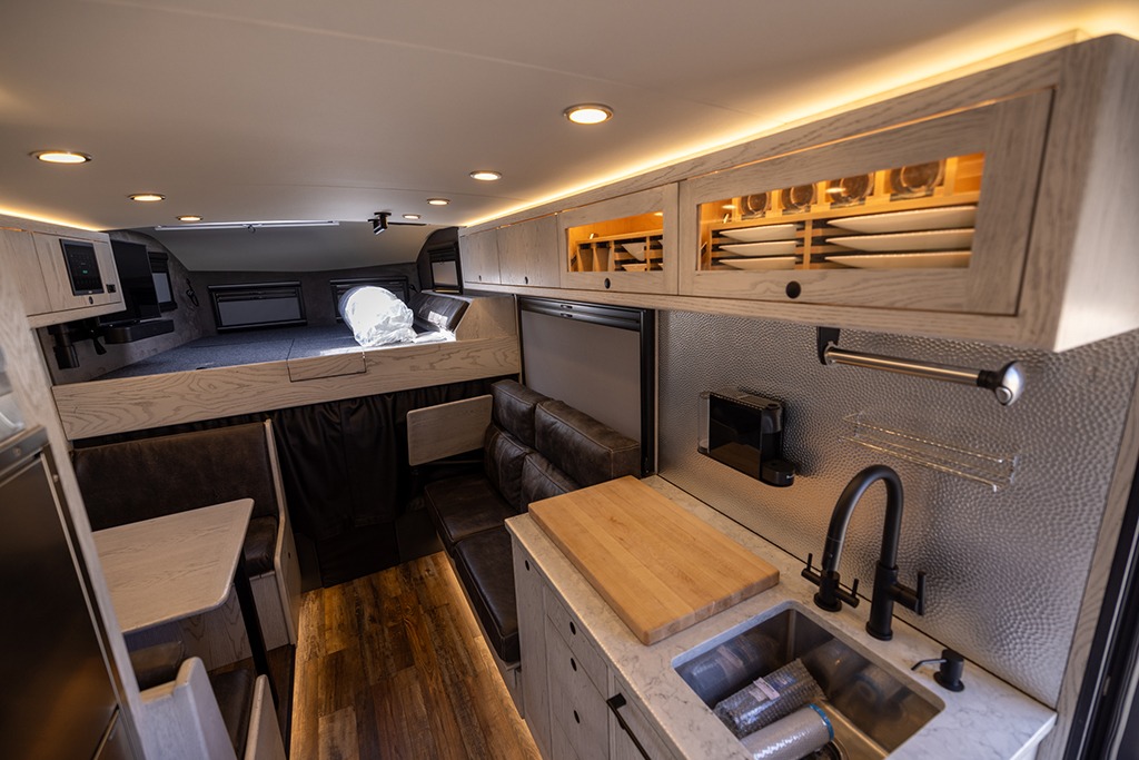 2024 EarthRoamer XV-LTi 126 - 4