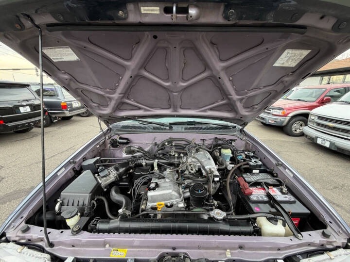 Refurbished 1998 Toyota Tacoma SR5