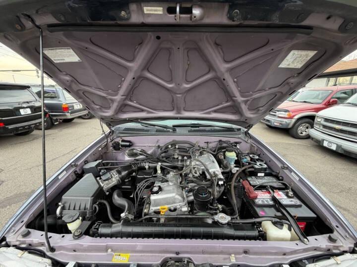 Refurbished 1998 Toyota Tacoma SR5