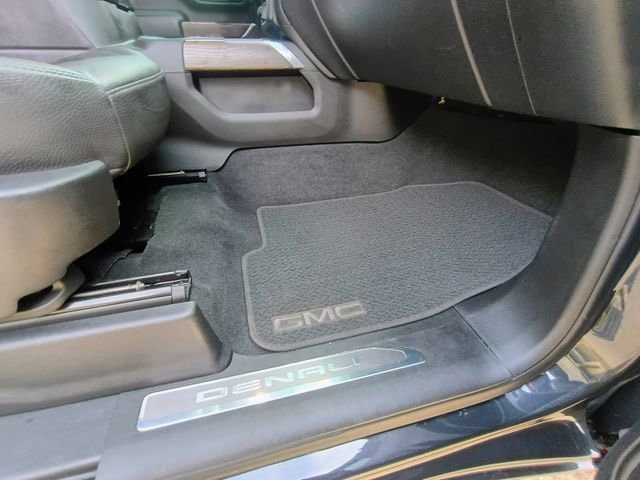 2020 GMC Sierra 2500HD Denali