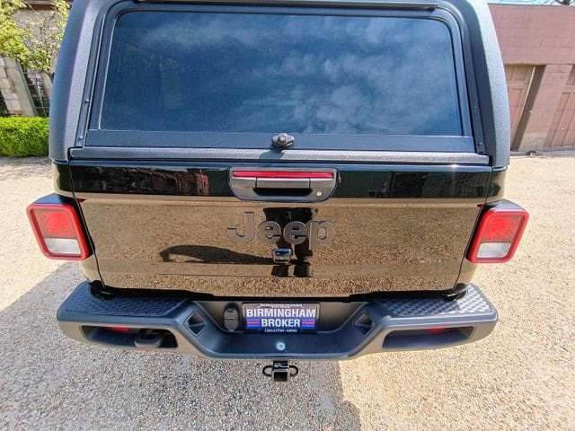 2023 Jeep Gladiator Sport S