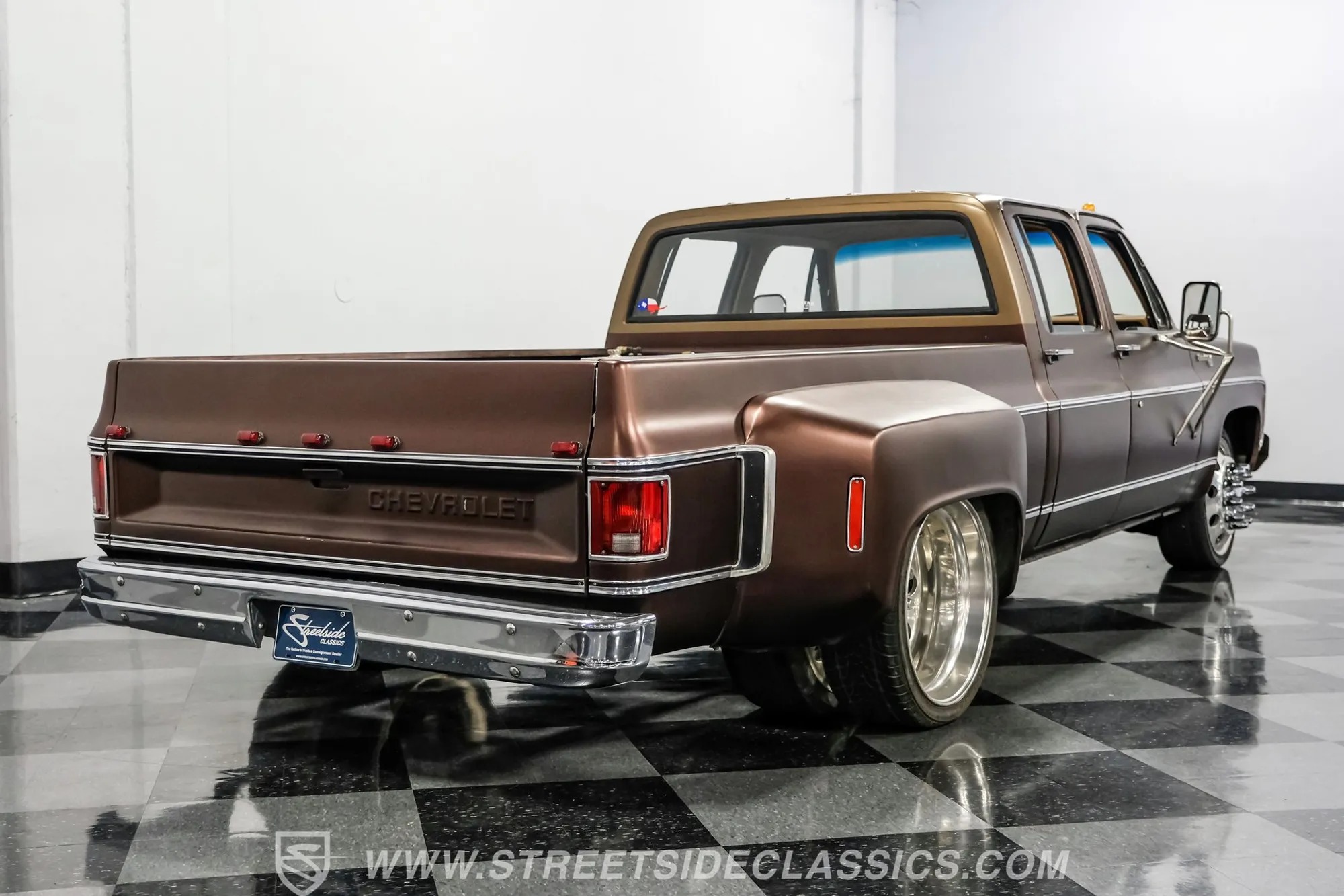 1978 Chevrolet C30 3+3 Dually Restomod