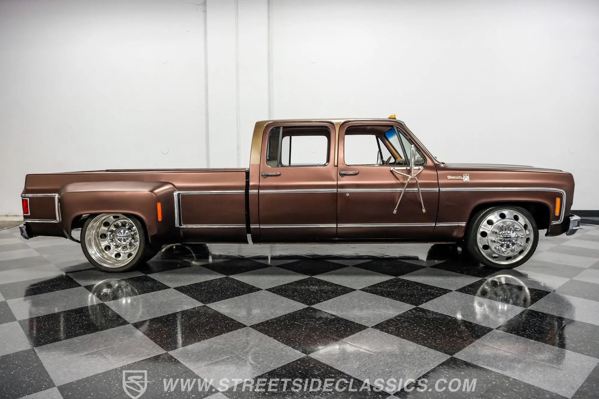 1978 Chevrolet C30 3+3 Dually Restomod