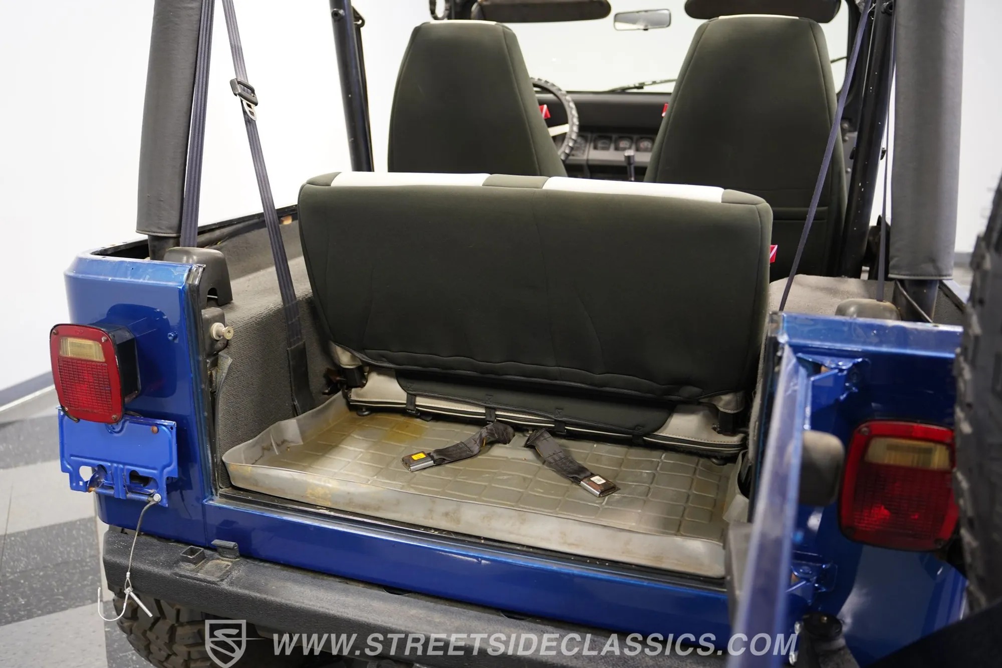 1995 Jeep Wrangler YJ Custom Restomod