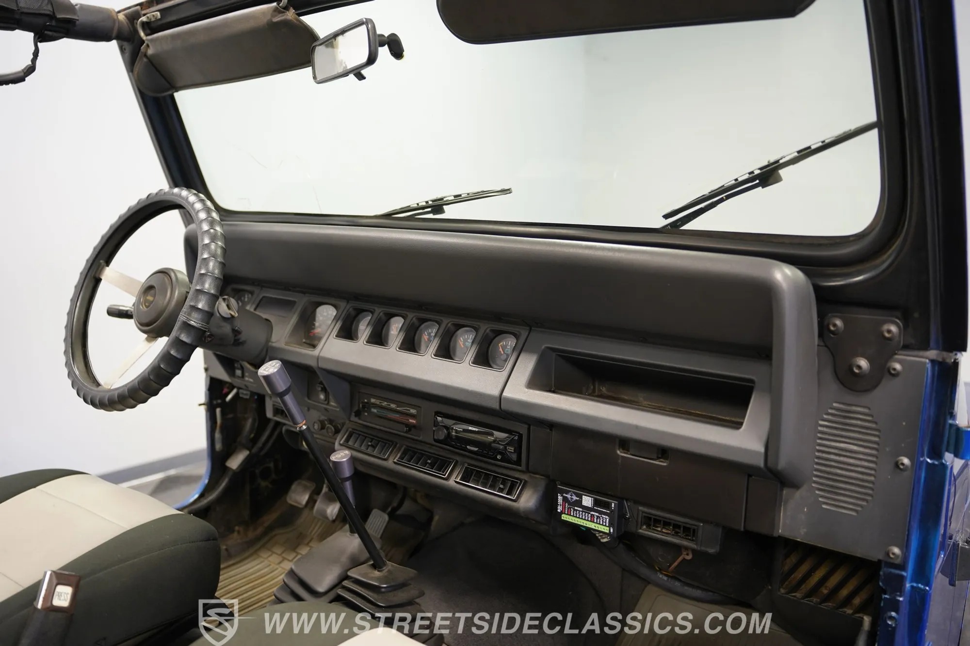 1995 Jeep Wrangler YJ Custom Restomod