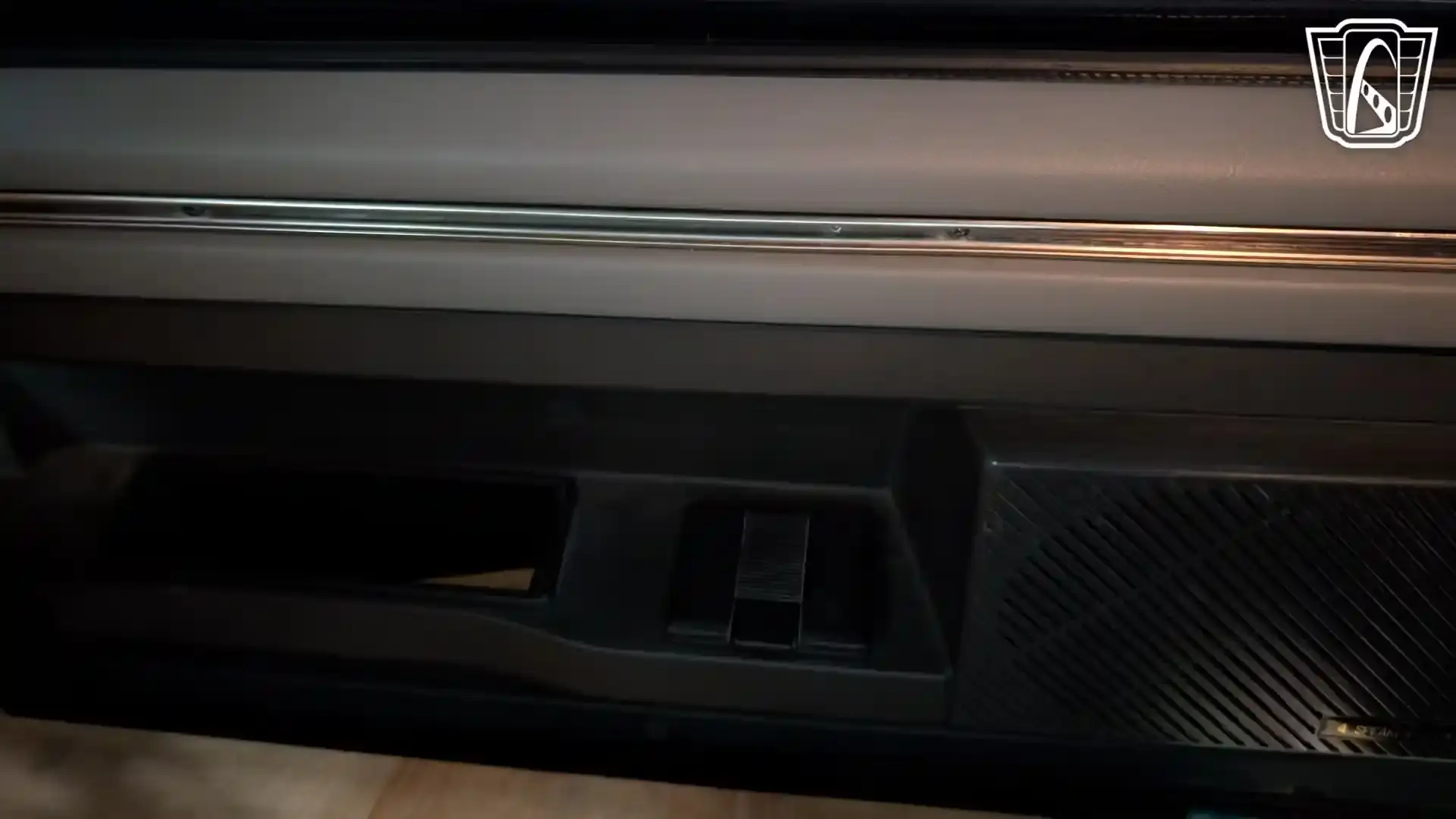 1995 Mitsubishi Delica