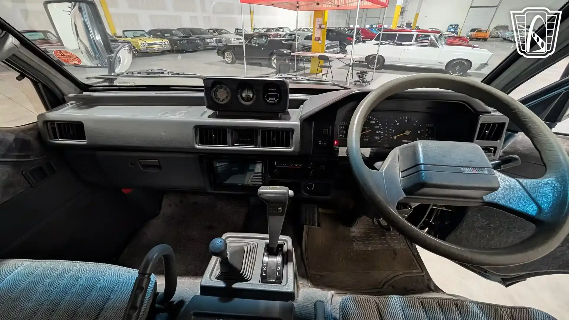 1995 Mitsubishi Delica