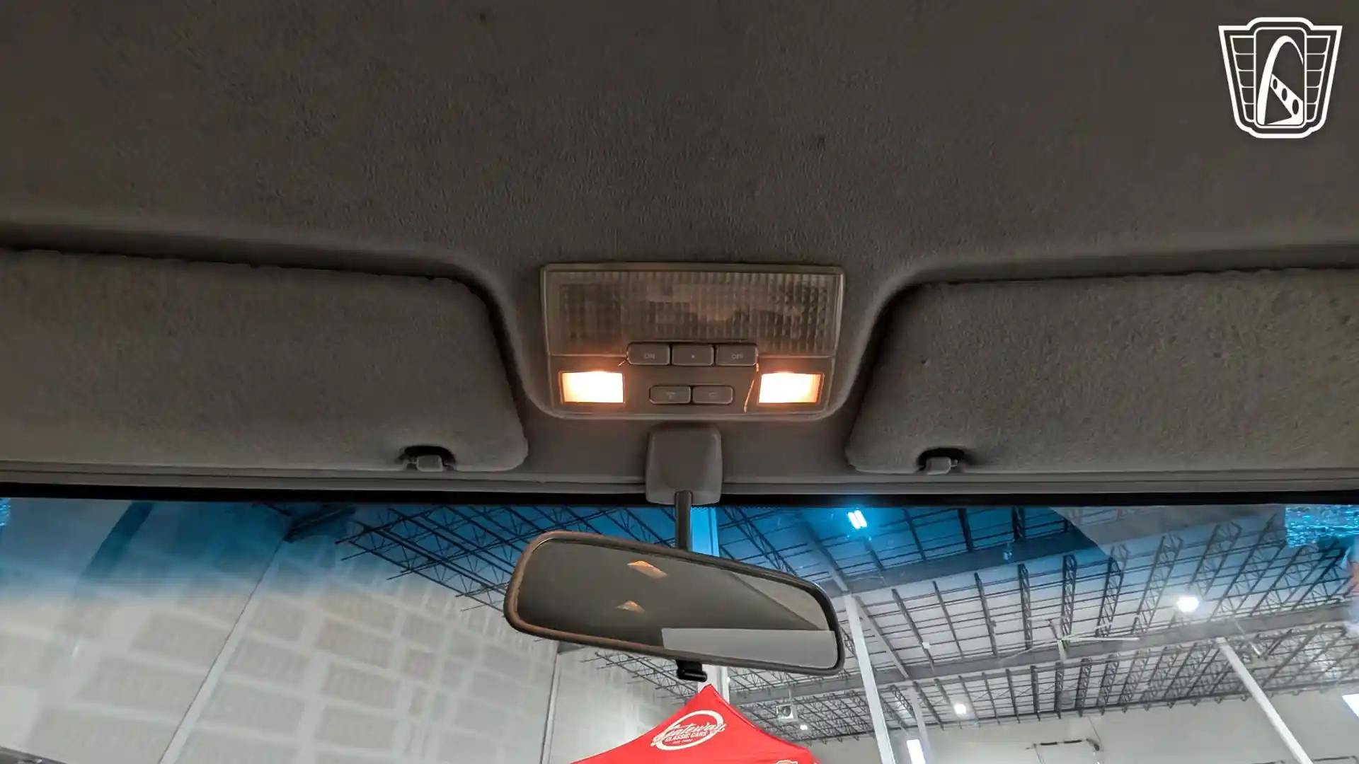 1995 Mitsubishi Delica