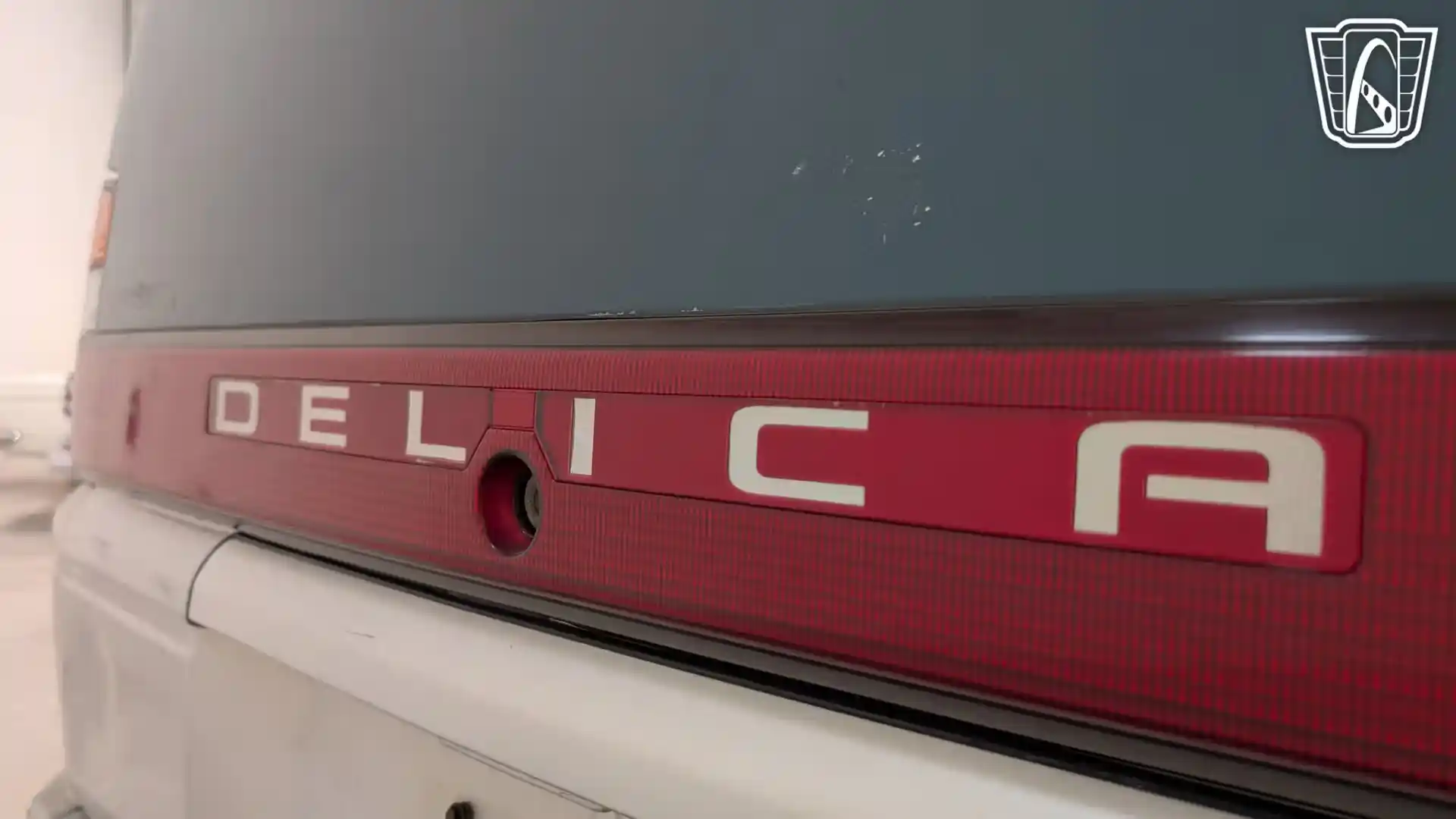 1995 Mitsubishi Delica