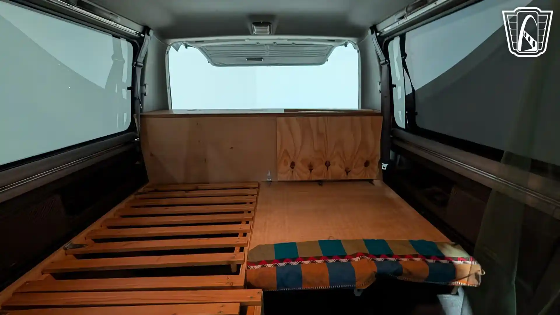 1995 Mitsubishi Delica