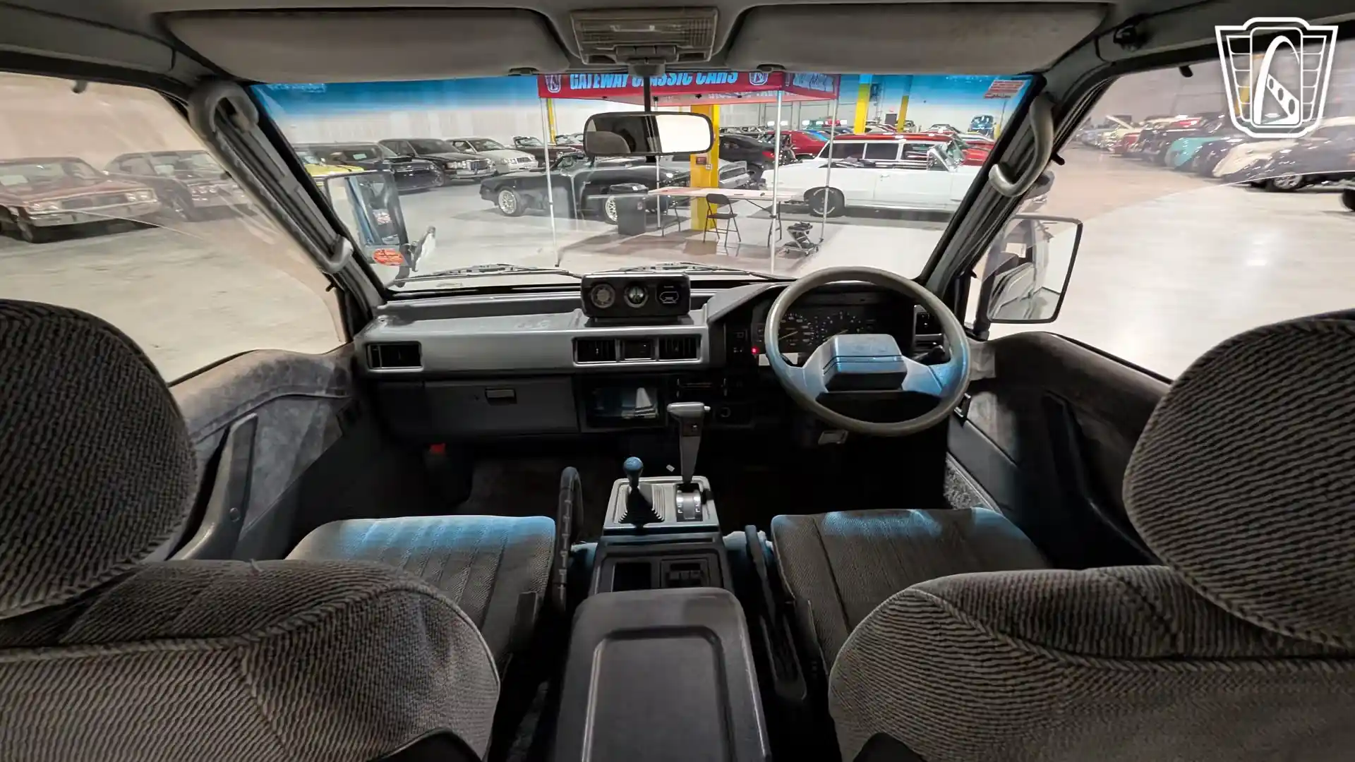 1995 Mitsubishi Delica