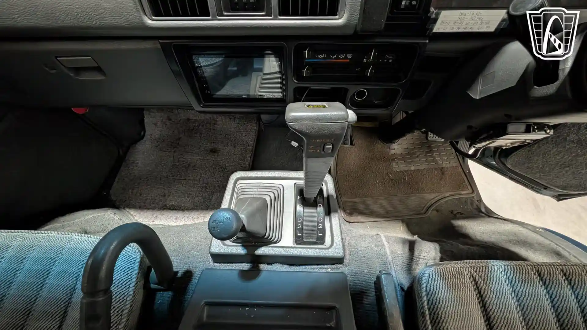 1995 Mitsubishi Delica