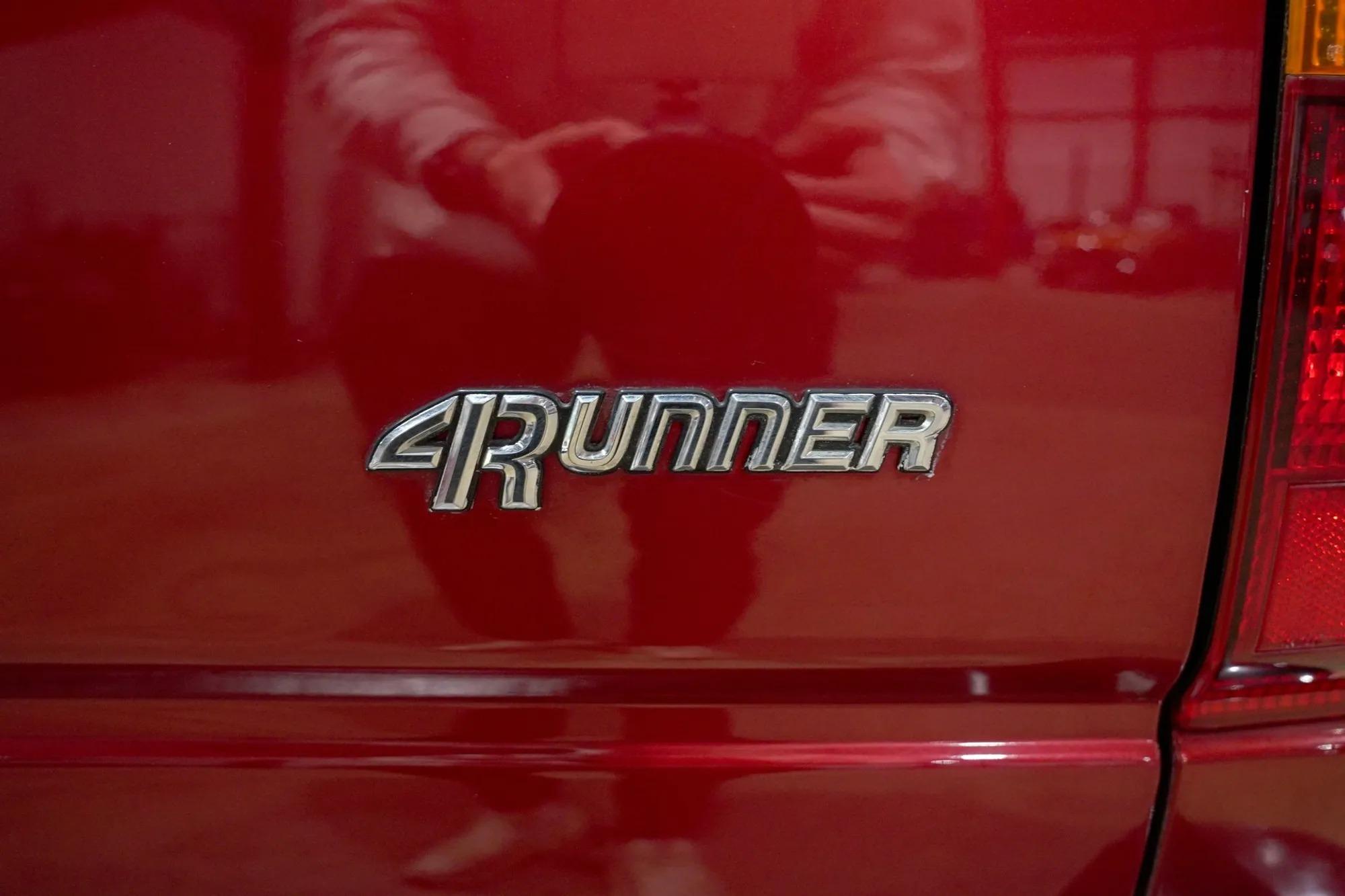 1992 Toyota 4Runner SR5