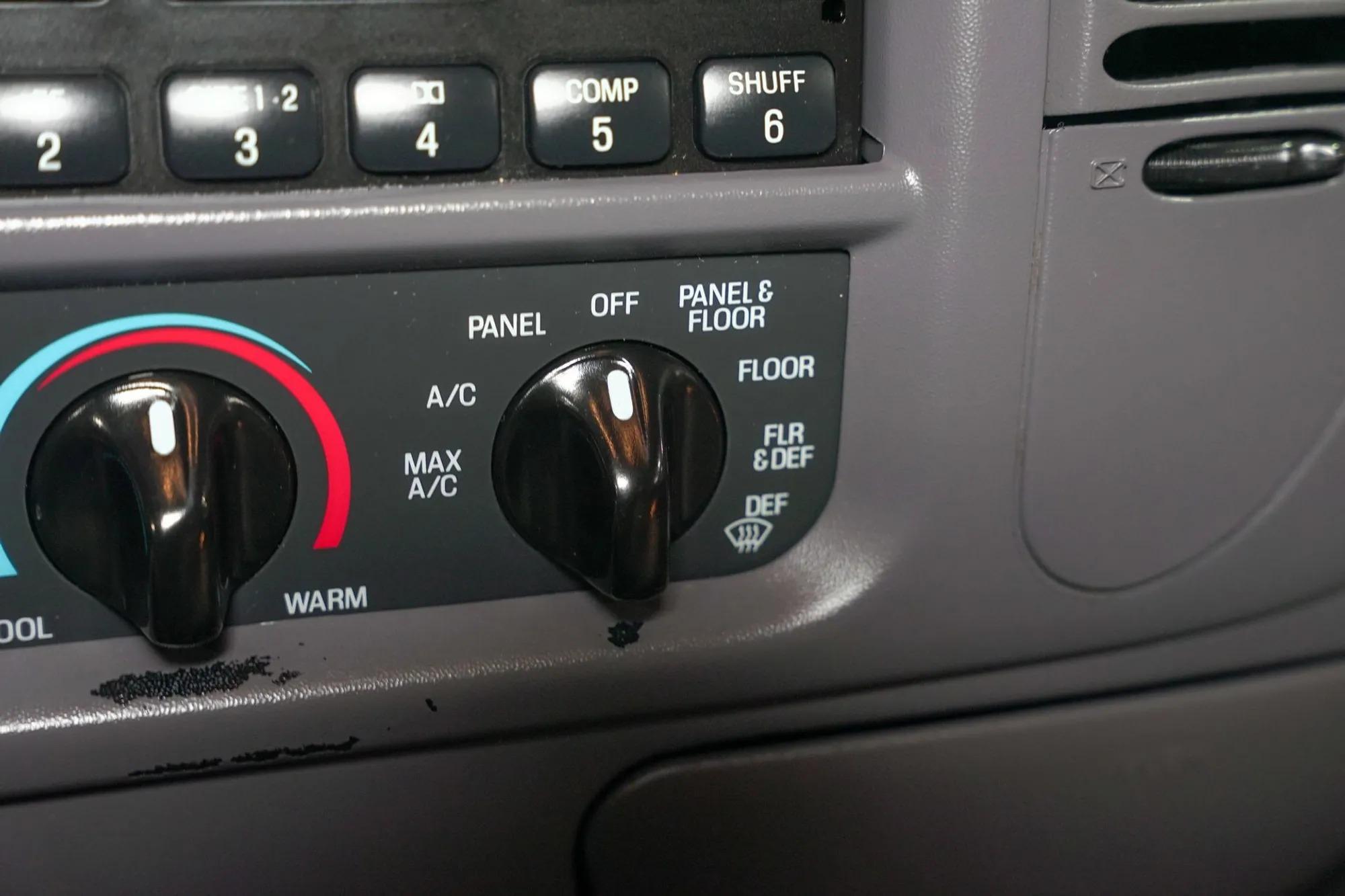 2001 Ford F-150 Lariat 4×4