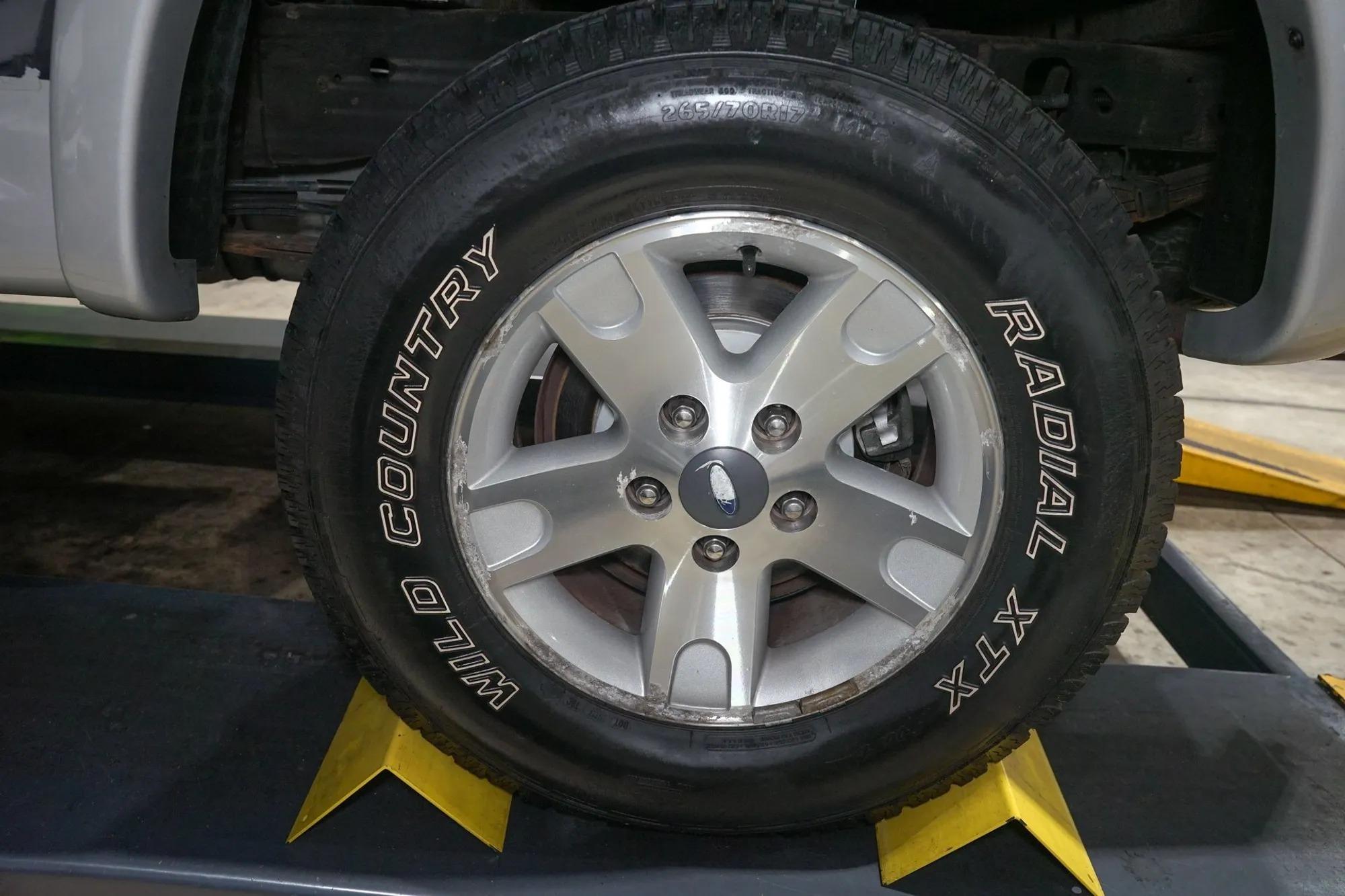 2001 Ford F-150 Lariat 4×4