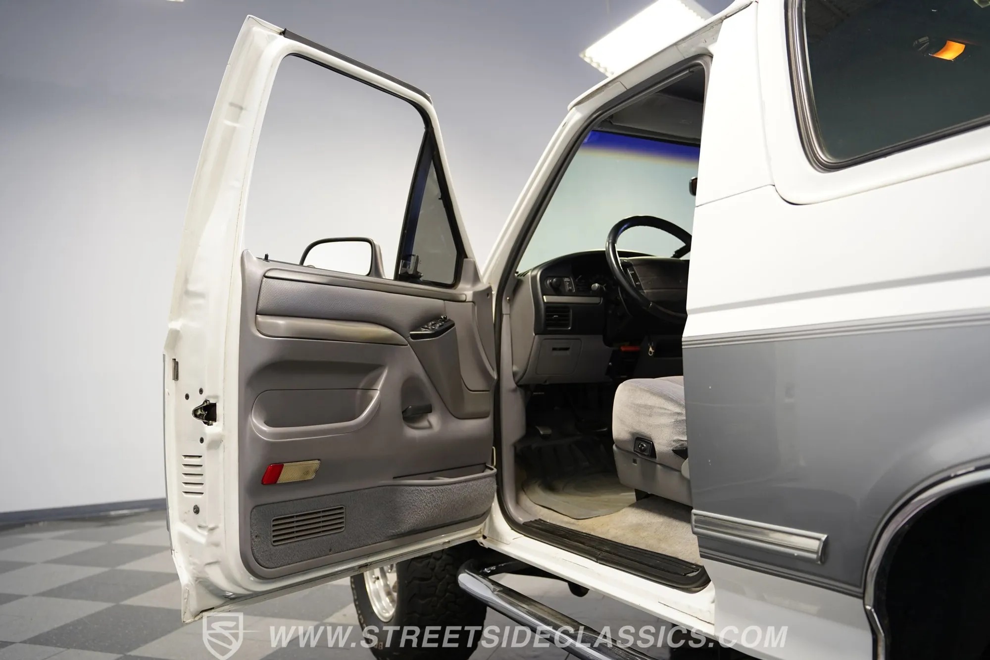 1995 Ford Bronco XLT 4×4