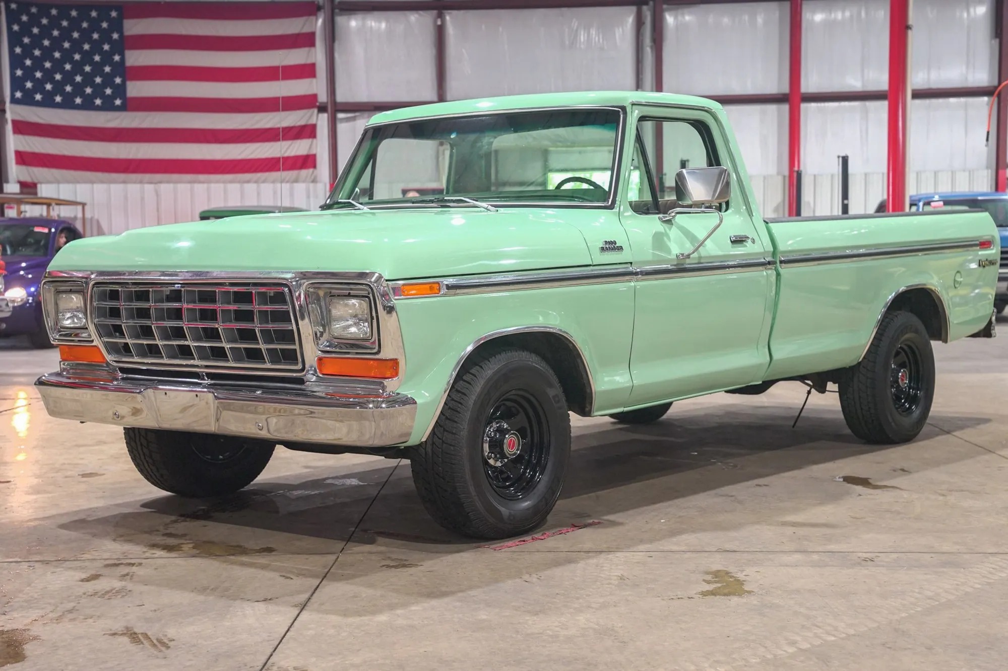  Ford F-100