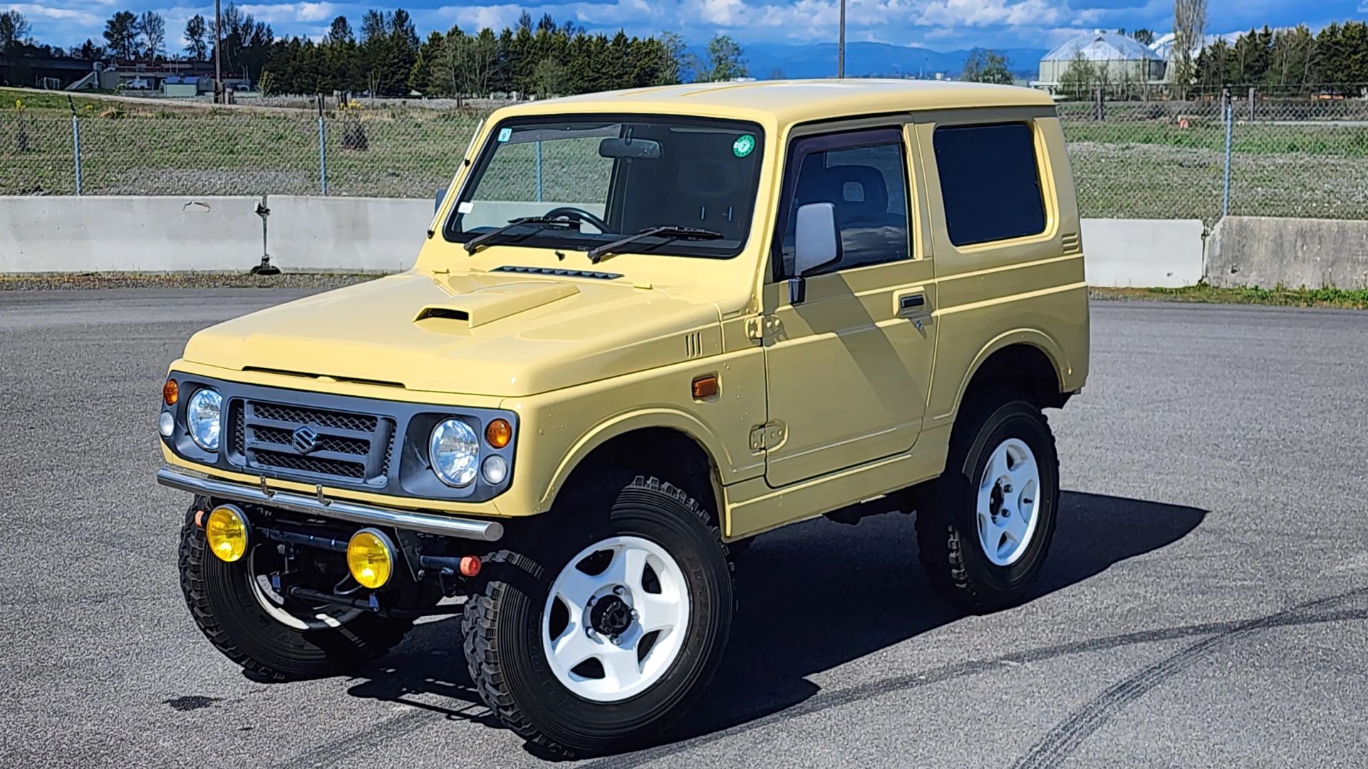  Suzuki Jimny