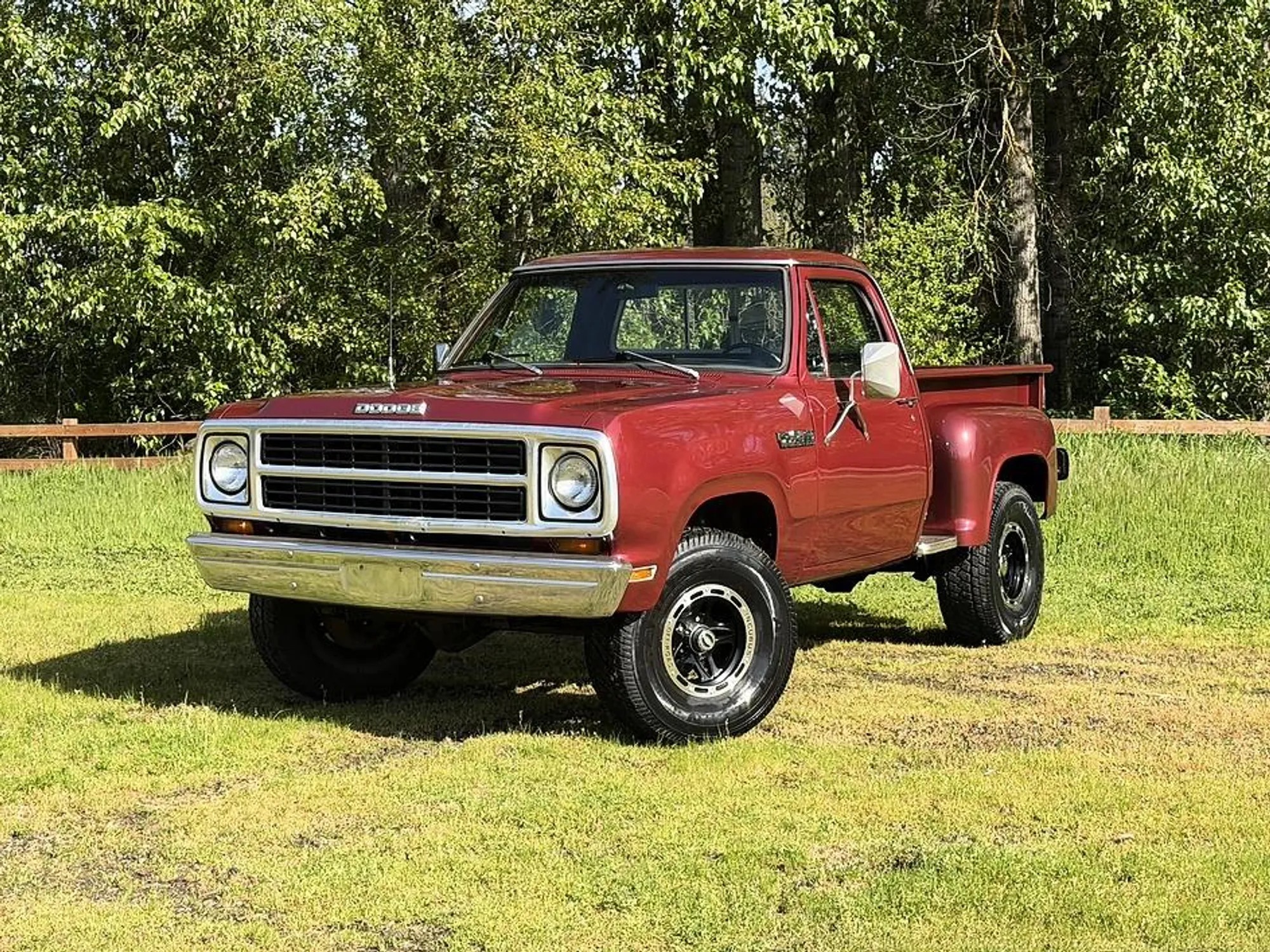 1980 Dodge W150 Power Wagon - 2