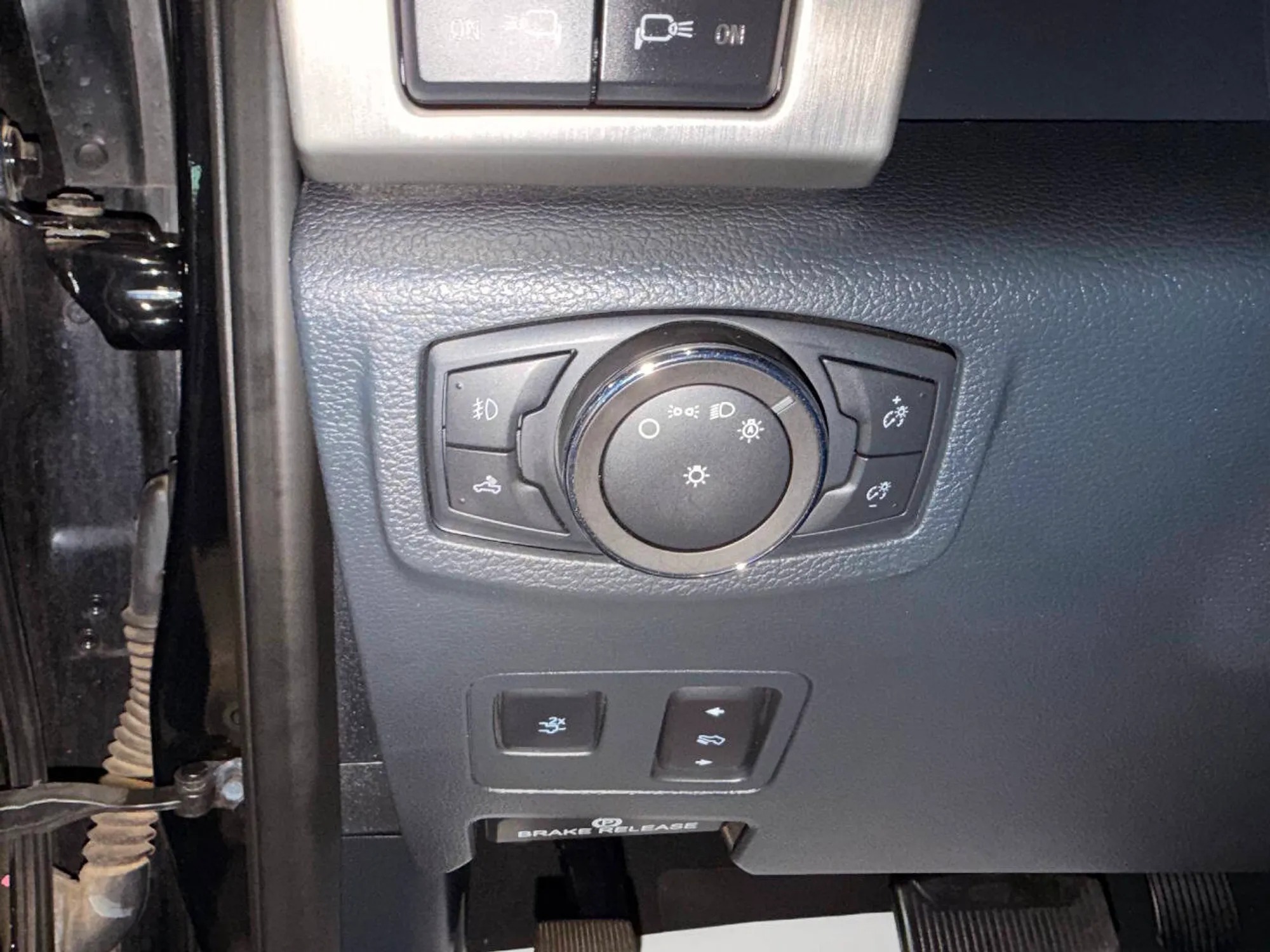 2022 Ford F-450 Super Duty Platinum