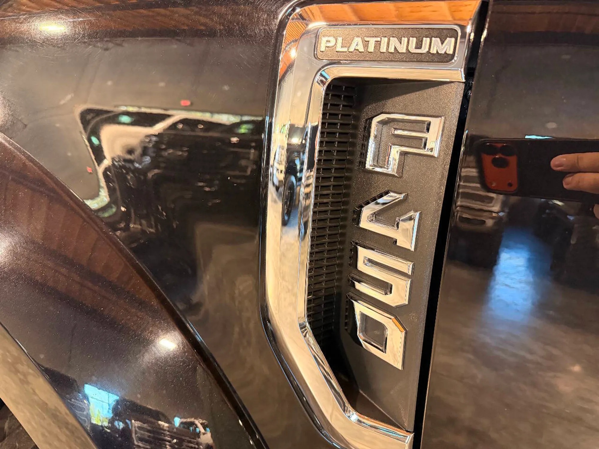 2022 Ford F-450 Super Duty Platinum