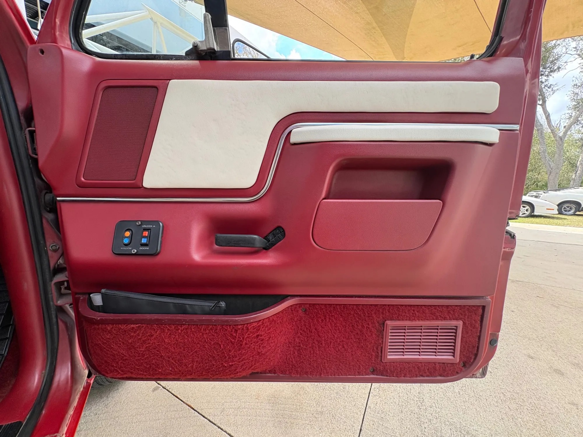 1989 Ford Bronco XLT