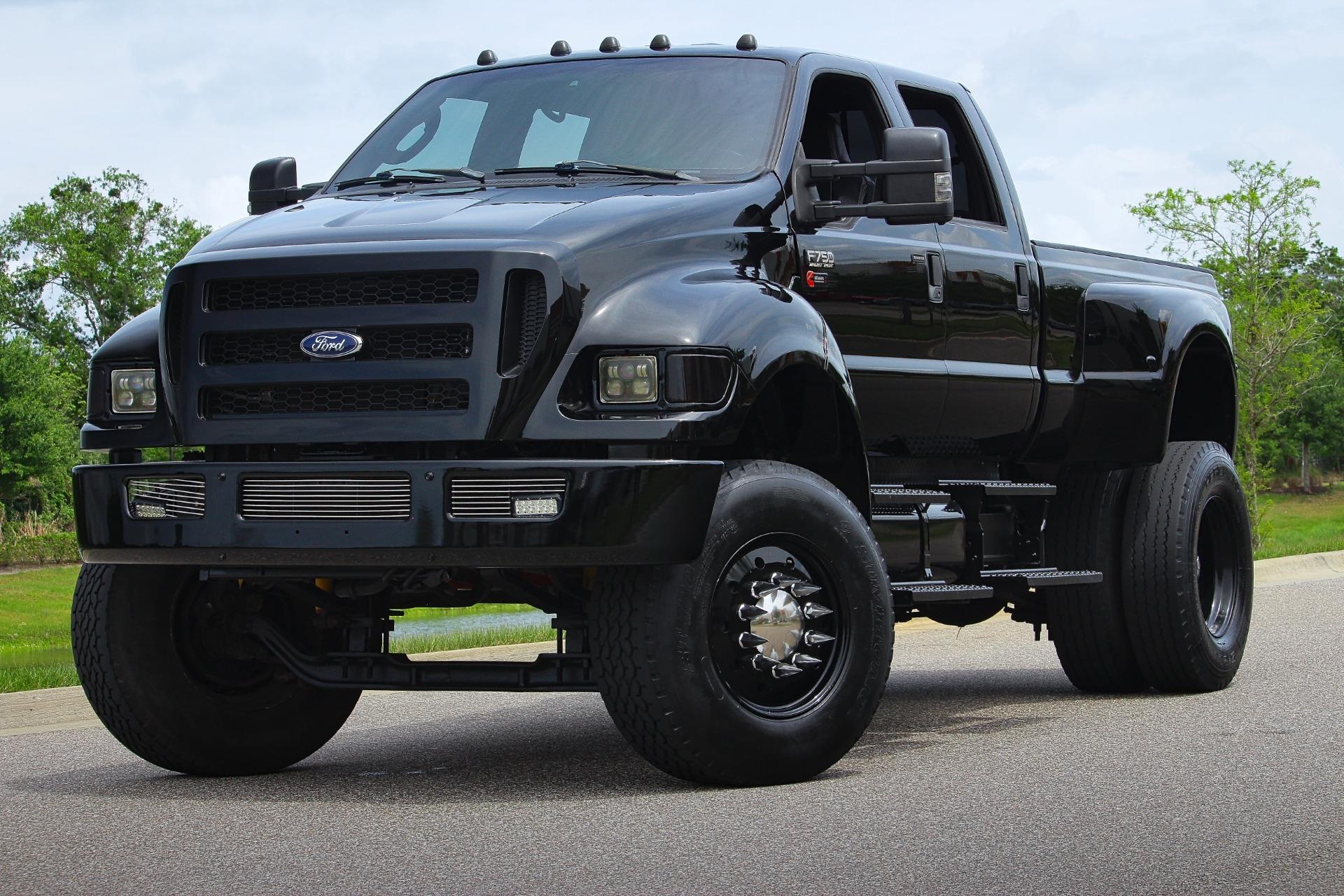 2012 Ford F-750 Night Ride Edition