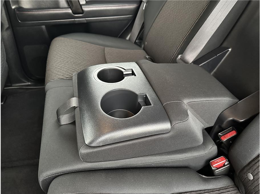 2024 Toyota 4Runner TRD Off-Road