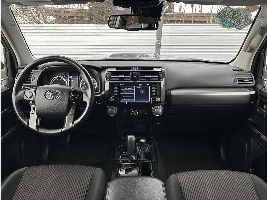 2024 Toyota 4Runner TRD Off-Road