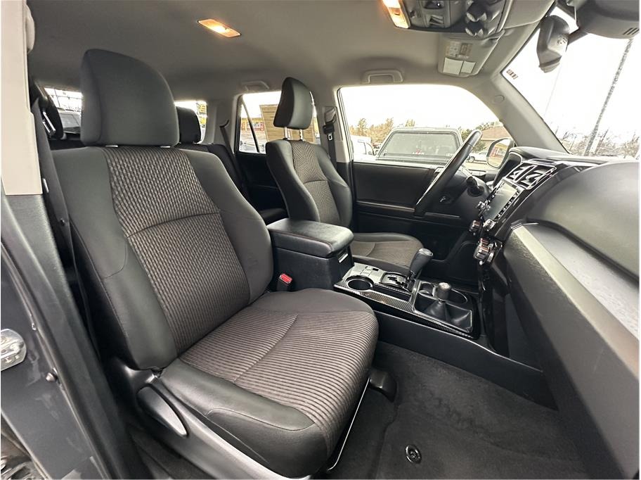 2024 Toyota 4Runner TRD Off-Road