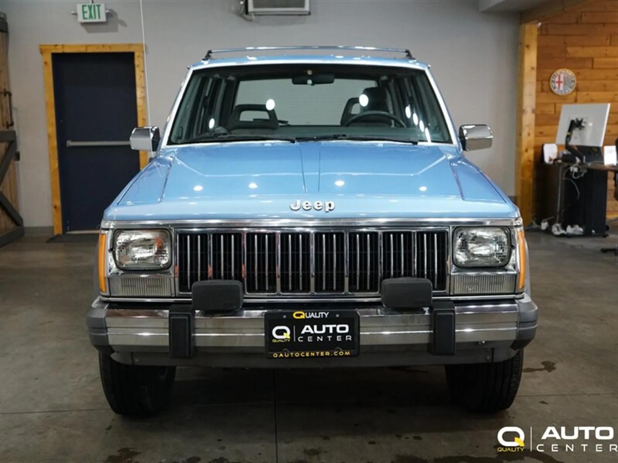 26k-Mile 1989 Jeep Cherokee Laredo - 2